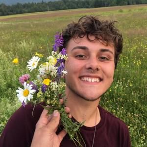 Meet your Posher, Elliot